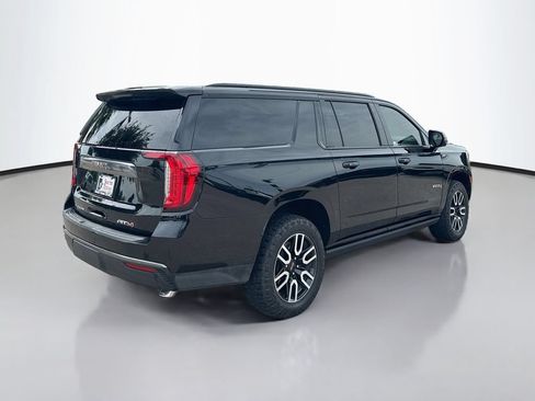 Used 2021 GMC Yukon XL AT4 w/ AT4 Premium Package AWD/4WD image 7