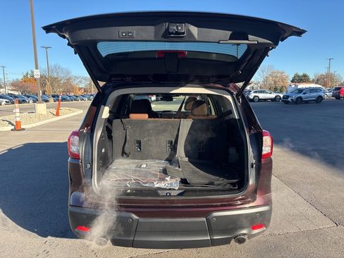 Certified 2025 Subaru Ascent Touring w/ Popular Package #2 image 8
