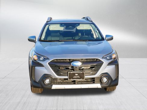 Used 2024 Subaru Outback Touring XT image 2