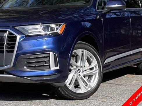 Used 2021 Audi Q7 2.0T Premium Plus w/ Executive Package image 2