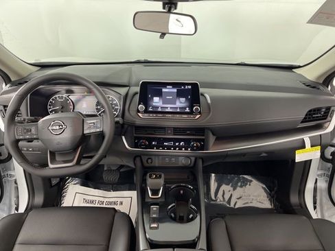 New 2026 Nissan Rogue SV image 40