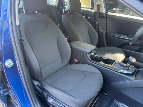 Used 2026 Kia K4 FWD image 35