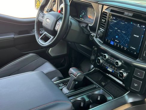 Used 2025 Ford F150 Raptor AWD/4WD image 18