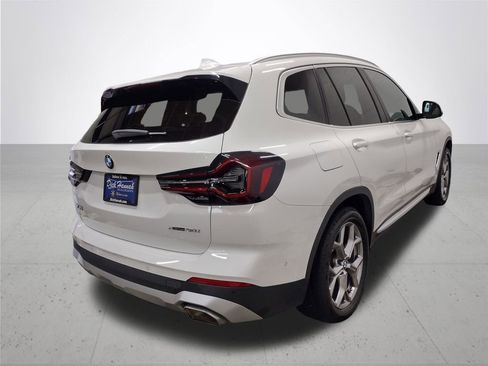 Used 2023 BMW X3 xDrive30i w/ Premium Package image 12