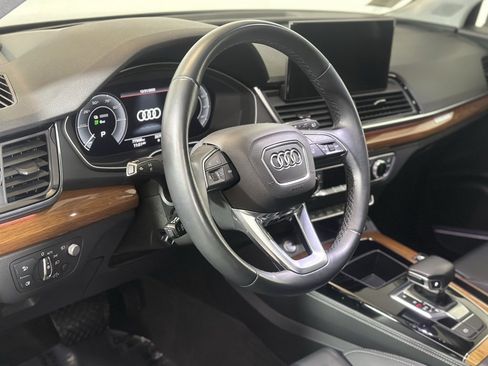 Used 2021 Audi Q5 e Prestige w/ Prestige Package image 13