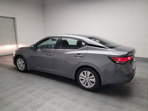 Used 2022 Nissan Sentra S FWD image 3