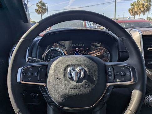 Certified 2025 RAM 1500 Laramie AWD/4WD image 22