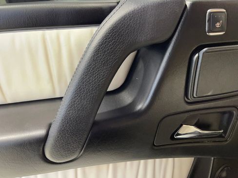 Used 2017 Mercedes-Benz G 550 image 20