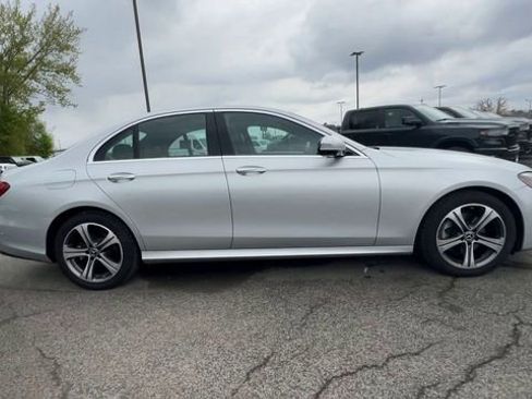 Used 2019 Mercedes-Benz E 300 4MATIC image 9
