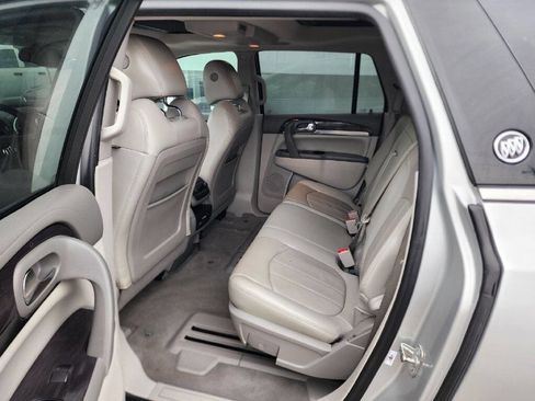 Used 2017 Buick Enclave Premium image 11