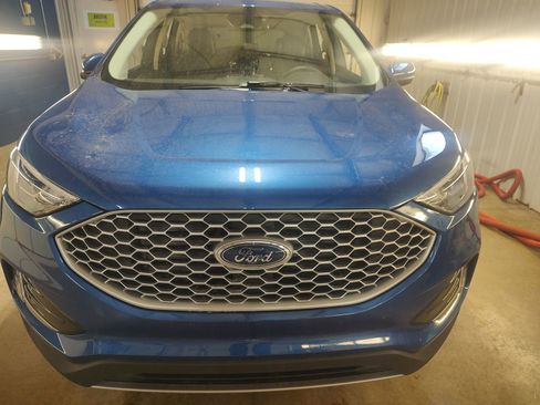 Used 2023 Ford Edge SEL w/ Convenience Package image 2