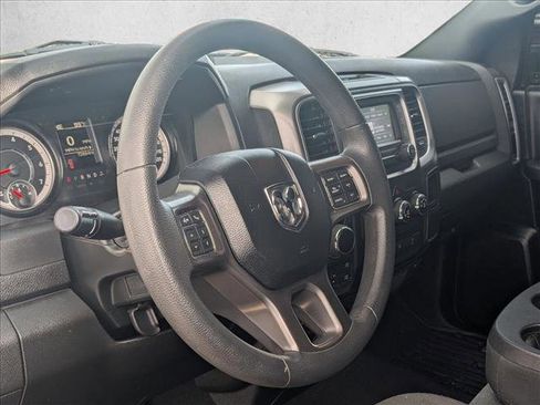 Used 2021 RAM 1500 Classic Warlock w/ Trailer & Traction Group image 9