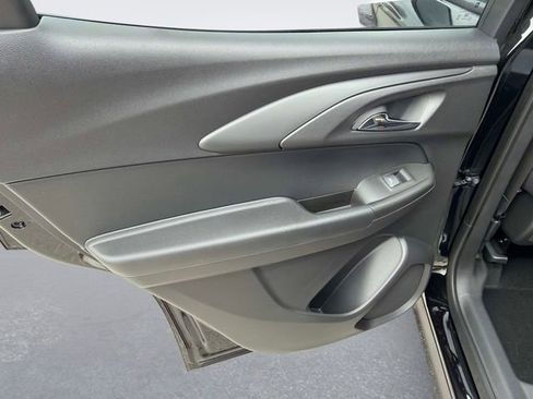 New 2026 Chevrolet TrailBlazer LT w/ Convenience Package FWD image 15