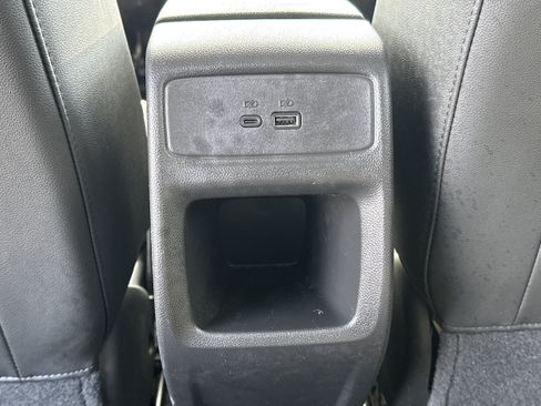 Used 2025 Chevrolet Trax LT w/ Driver Confidence Package FWD image 22