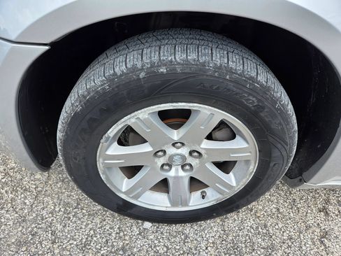 Used 2007 Chrysler 300 Touring w/ Comfort/Convenience Group RWD image 8