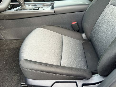 New 2026 Nissan Sentra SV w/ SV Convenience Package FWD image 24