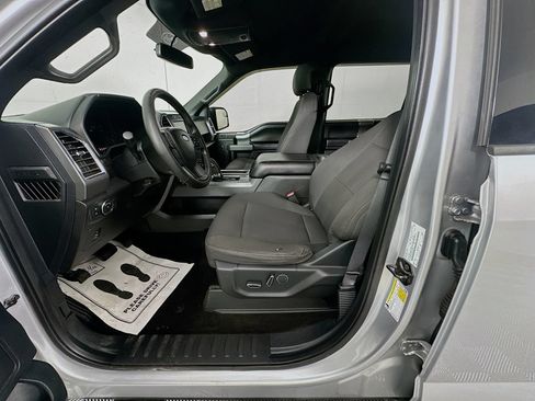 Used 2017 Ford F150 XLT w/ Equipment Group 302A Luxury AWD/4WD image 22