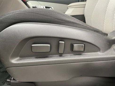 Used 2014 GMC Terrain SLE w/ Convenience Package AWD/4WD image 12