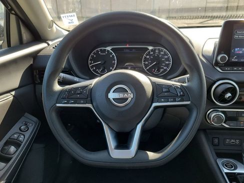 Used 2024 Nissan Sentra SV image 22