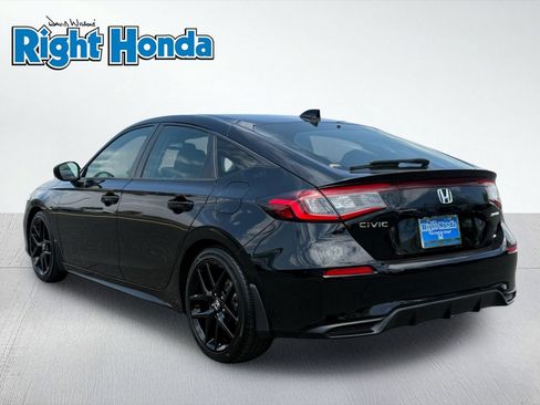 Certified 2025 Honda Civic Sport image 5