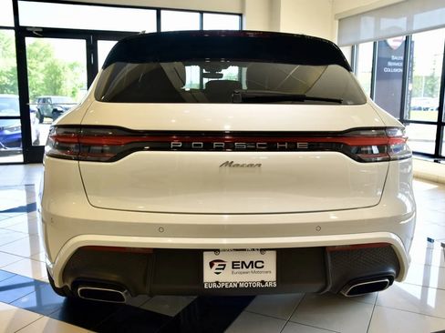 Used 2024 Porsche Macan AWD/4WD image 5