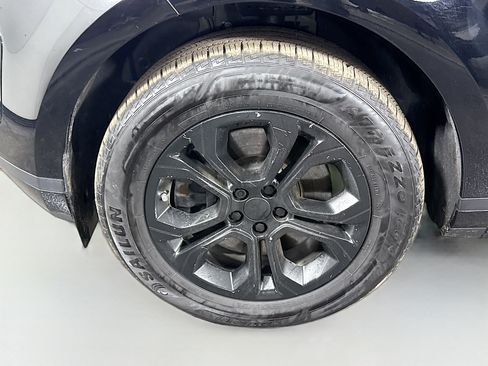 Used 2020 Land Rover Range Rover Evoque S image 38