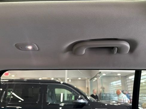 Used 2023 Jeep Grand Cherokee L Limited w/ Trailer Tow Group (B) AWD/4WD image 44