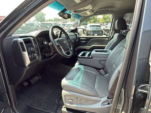 Used 2017 Chevrolet Silverado 1500 LTZ Z71 w/ LTZ Plus Package AWD/4WD image 10