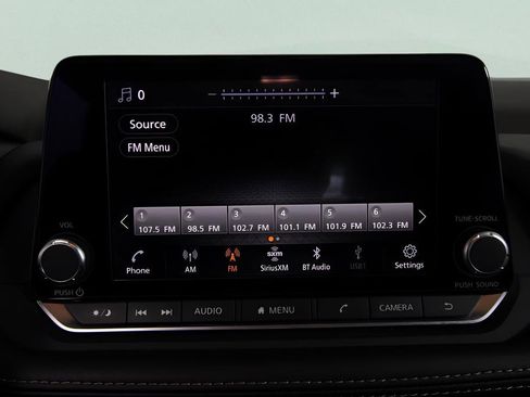 Used 2022 Nissan Rogue S image 19