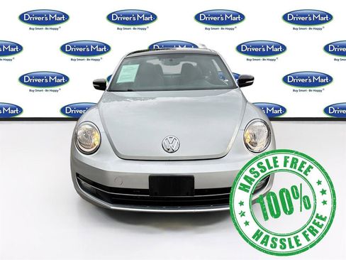 Used 2012 Volkswagen Beetle Turbo FWD image 2