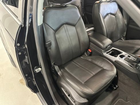 Used 2016 Cadillac SRX Luxury w/ Driver Awareness Package image 31
