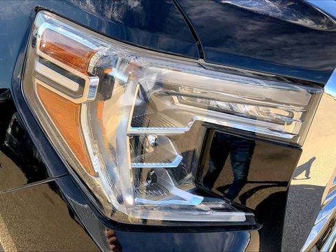 Used 2019 GMC Sierra 1500 SLT image 35