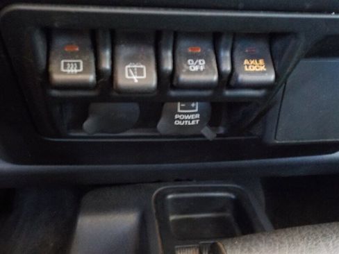 Used 2003 Jeep Wrangler Rubicon image 23