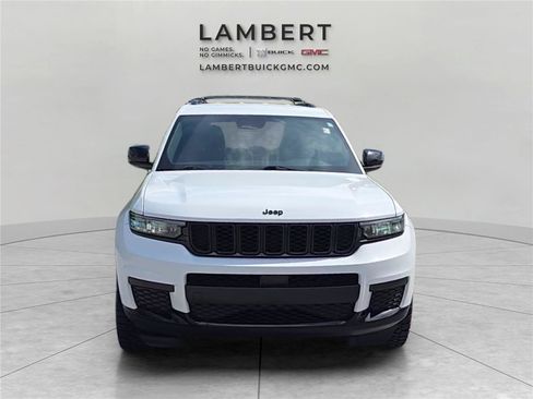 Used 2021 Jeep Grand Cherokee L Laredo AWD/4WD image 8