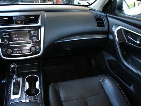 Used 2018 Nissan Altima 2.5 SL image 13