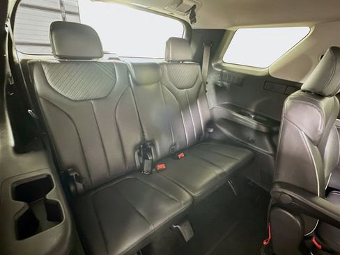 Used 2024 Hyundai Palisade SEL image 28