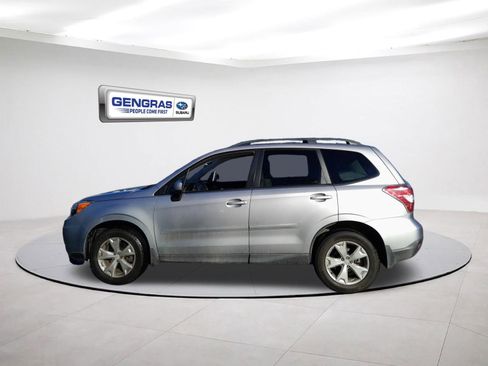 Used 2016 Subaru Forester 2.5i Premium w/ All-Weather Package image 4