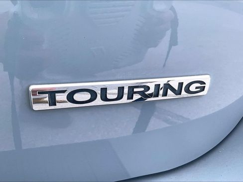 Used 2023 Honda Odyssey Touring image 23