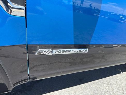 Used 2020 Ford F350 Lariat w/ Lariat Ultimate Package AWD/4WD image 25