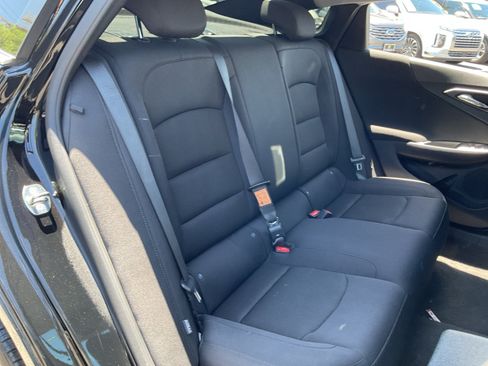 Used 2025 Chevrolet Malibu LS FWD image 20