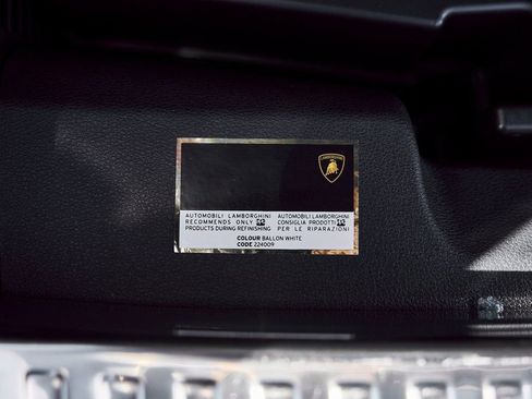 Used 2024 Lamborghini Urus S image 18