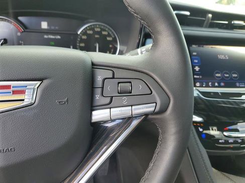 Certified 2023 Cadillac XT6 Premium Luxury image 58