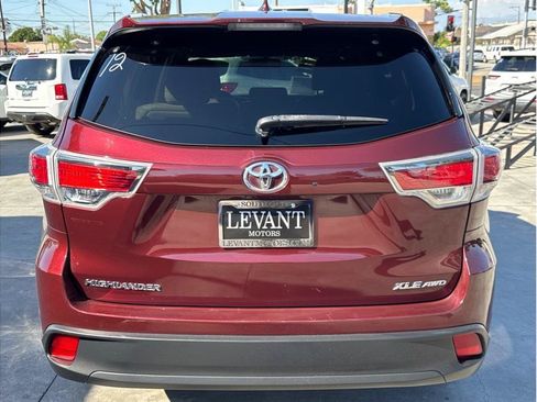Used 2015 Toyota Highlander XLE AWD/4WD image 6