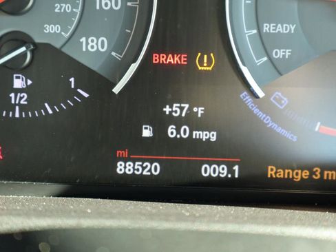 Used 2017 BMW M2 image 19