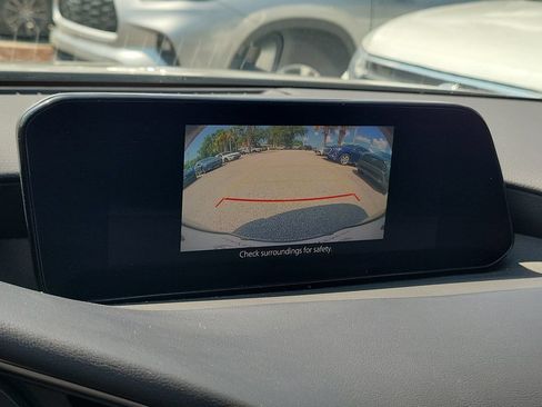 Used 2024 MAZDA MAZDA3 s FWD image 32