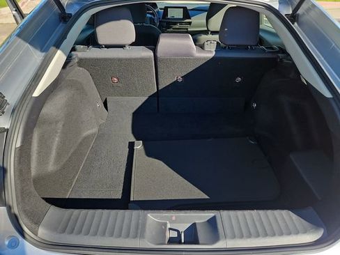 Used 2024 Toyota Prius LE image 23