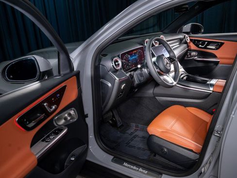 New 2026 Mercedes-Benz GLC 300 image 10
