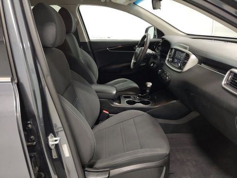 Used 2020 Kia Sorento LX FWD image 21