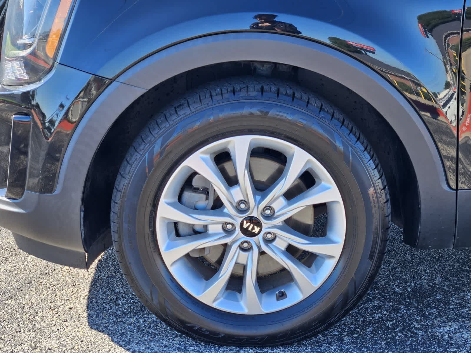Used 2021 Kia Telluride LX FWD image 9