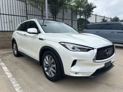Certified 2021 INFINITI QX50 Essential w/ Convenience Package image 1